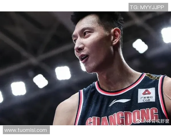 易建联四度蝉联CBA赛季MVP,创历史新篇 易建联四度蝉联CBA赛季MVP,创历史新篇