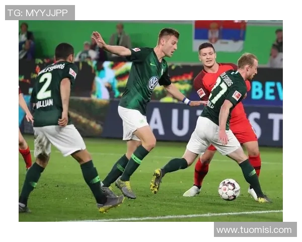 沃尔夫斯堡客场逼平弗莱堡,球迷惊喜不已 沃尔夫斯堡客场逼平弗莱堡,球迷惊喜不已